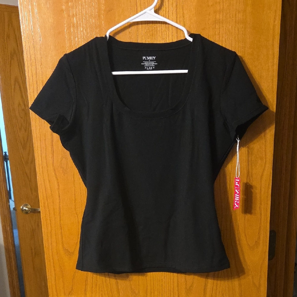 Pumiey Black Women's Top